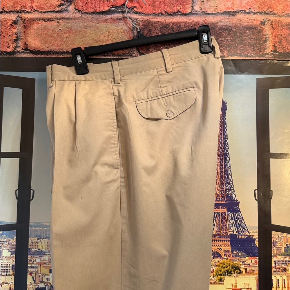 Ralph Lauren Men’s Pleated Chinos in Light Khaki